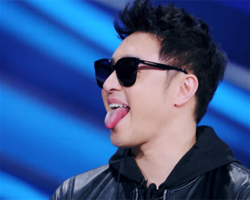 潘帅的确令人动容,有些人太矫情了|青春有你3|潘玮柏|催泪弹_新浪新闻