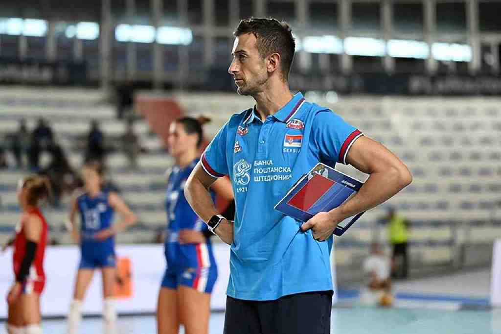 单局14-25,名帅灰头土脸|博斯科维奇|塞尔维亚|女排_新浪新闻