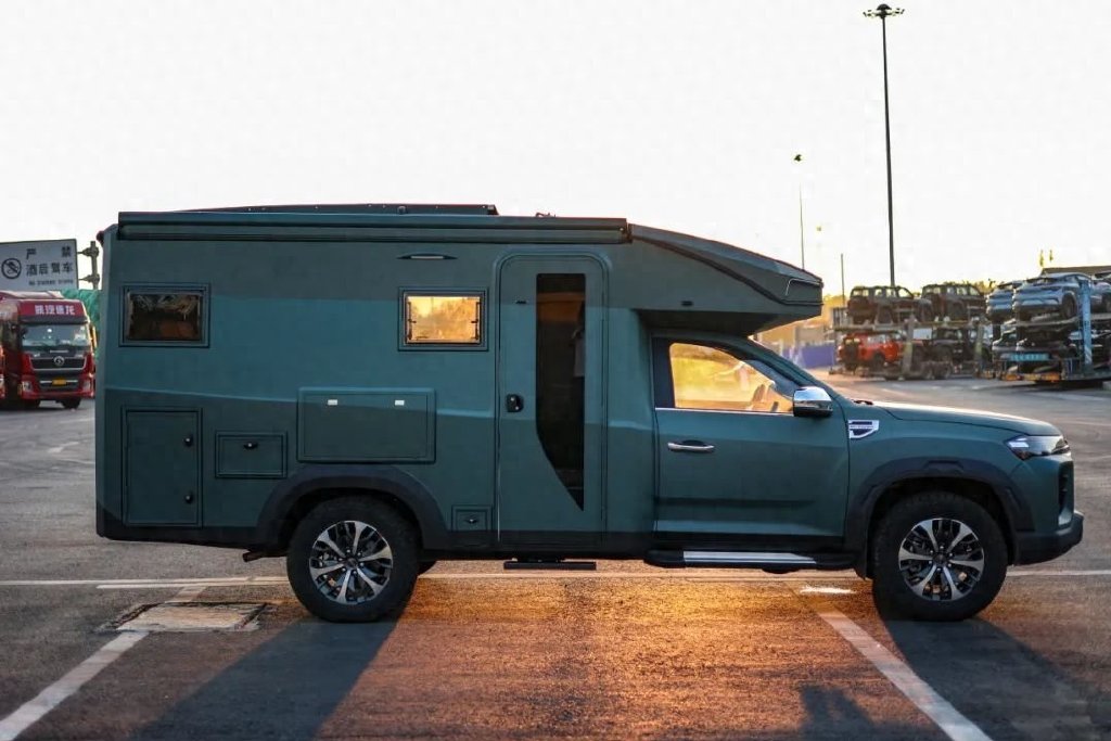 展现勇者本色黔力游侠01房车全新登场开启冒险之旅