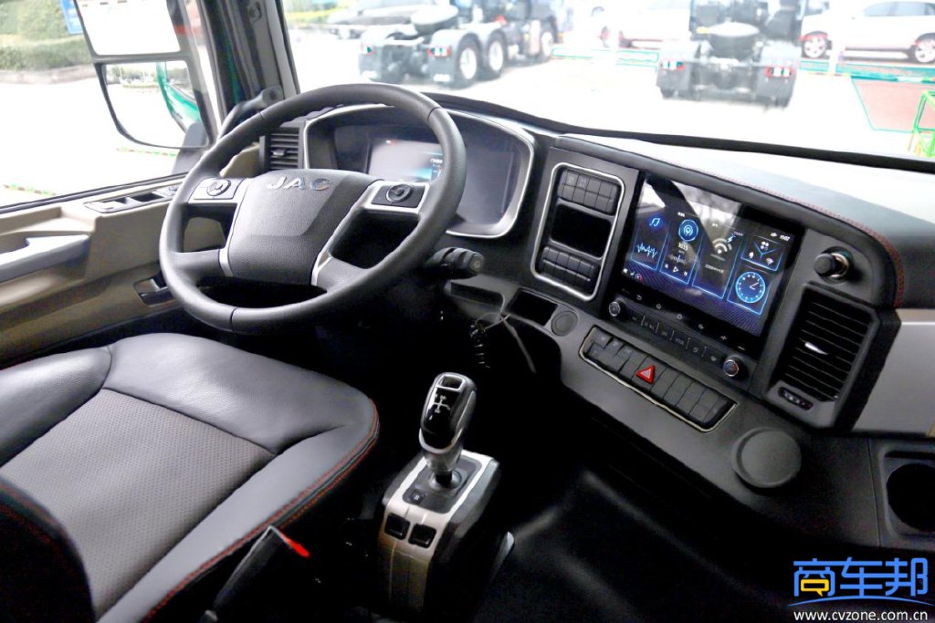 载货车也用氢燃料电池?实拍江淮格尔发a5x