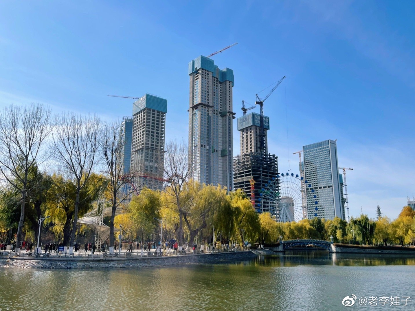 从儿童公园向西南方向望去,长春市中心一个新的cbd正在形成