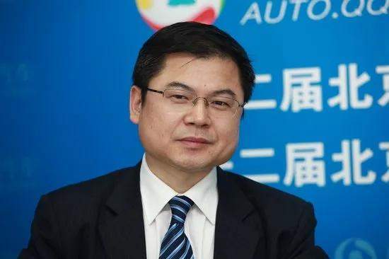 总院院长谢伟调任北京海纳川汽车部件股份有限公司党委书记,董事长