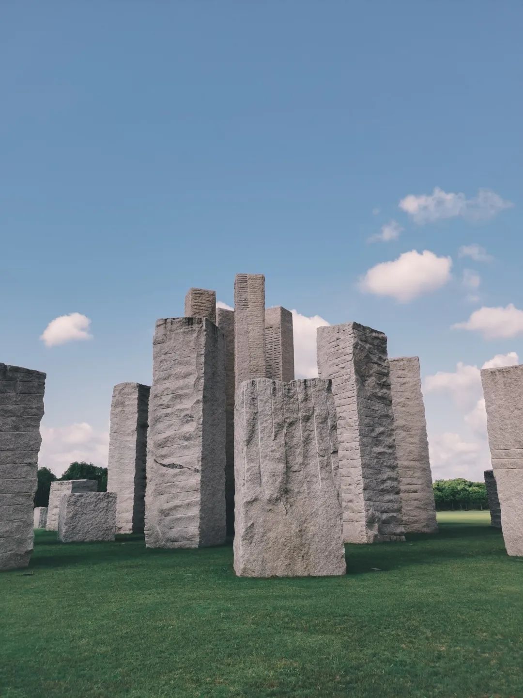 深秋松江这个巨石阵有种不一样的美