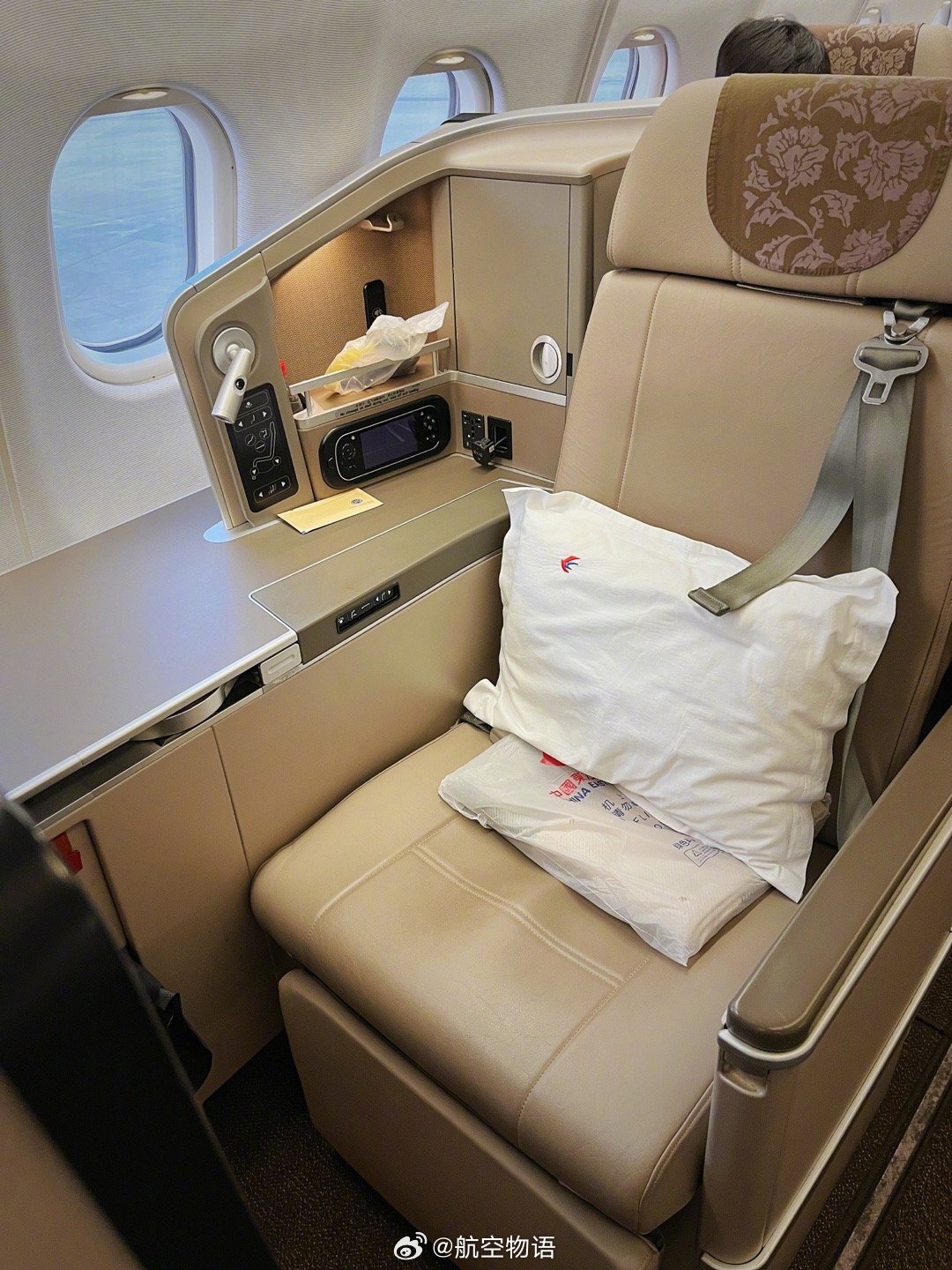 坐上了中联航使用东航a330执行的航班……|中联航|东航|航班_新浪新闻