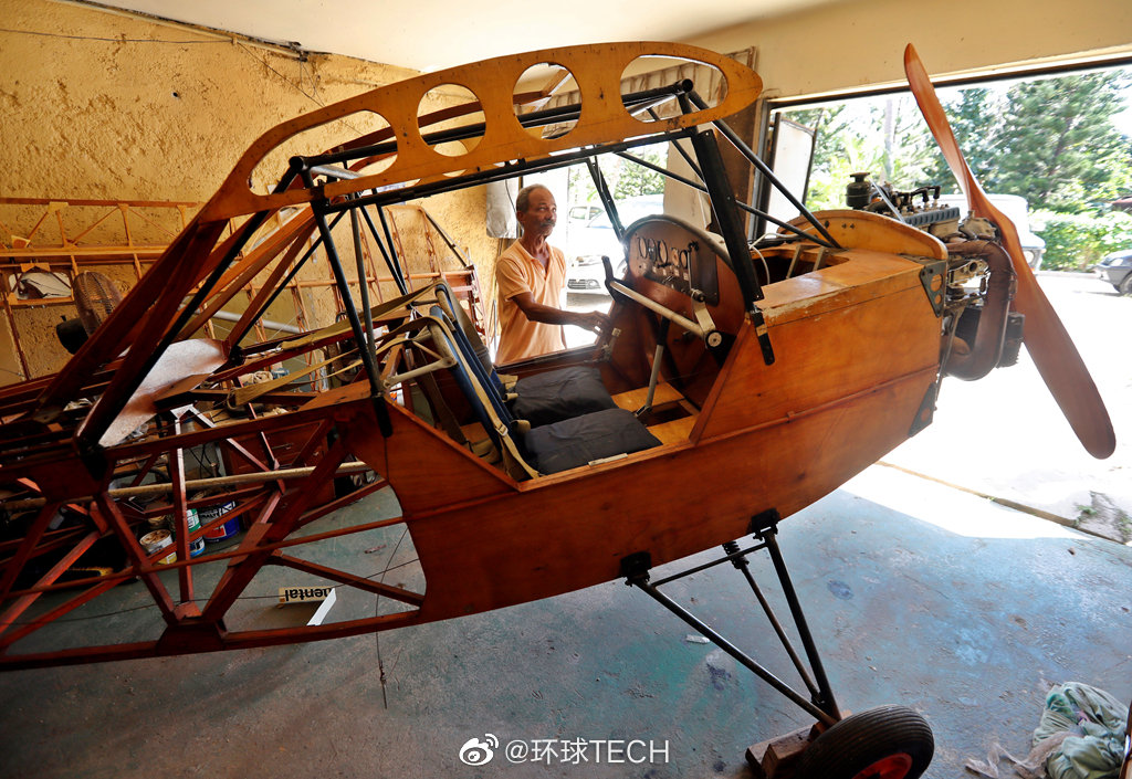 平凡人的飞行梦古巴机械工程师在车库造飞机
