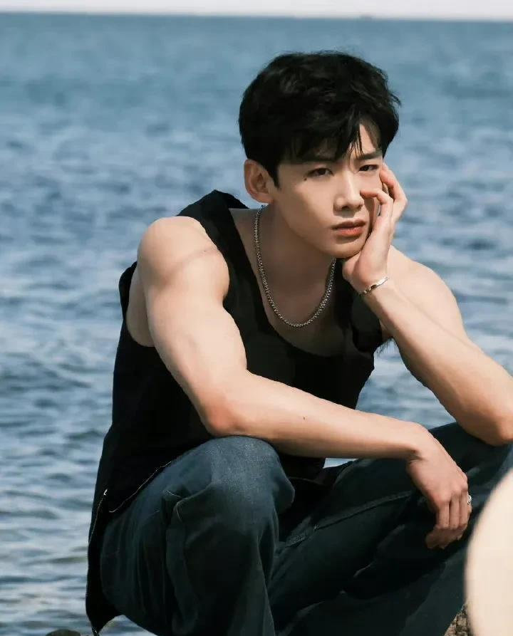 看脸是奶油小生，看身材反差太大，只有这七位男明星真的做到了休闲区蓝鸢梦想 - Www.slyday.coM