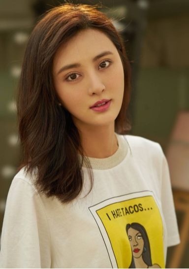 她曾是范冰冰的替身,也是《我是特种兵之火凤凰》里面的唐笑笑