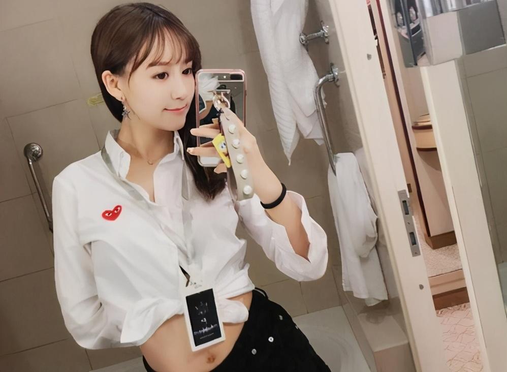 南波儿孩子上幼儿园视频晒娃引争议有孩子还穿这么少