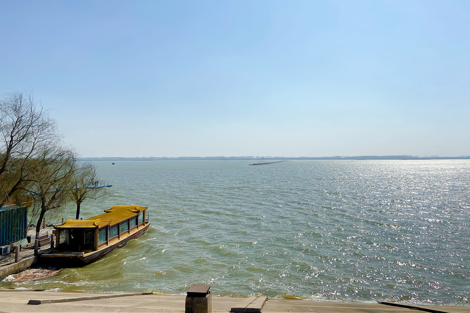 单县浮龙湖,菏泽市的省级旅游度假区,被誉为"江北西湖"