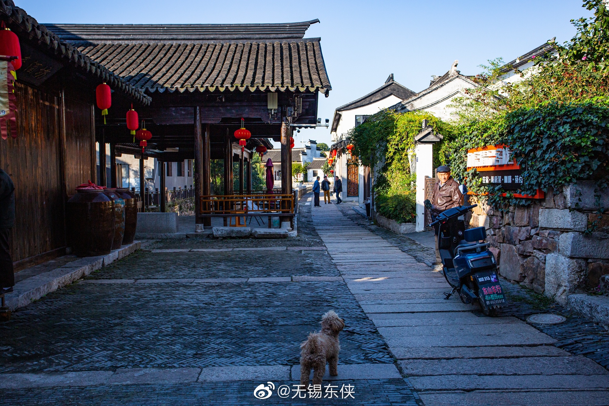 清晨的苏州陆巷古镇在炊烟袅袅中……__财经头条