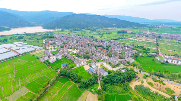 离南昌最近的千年古村群由三个村落组成距今已有1400多年历史