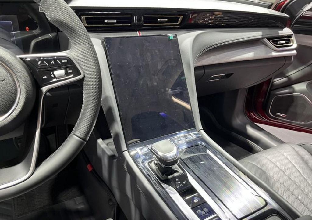 成都车展最火爆的3款B级车，一款豪车17万能搞定，很难让人不心动