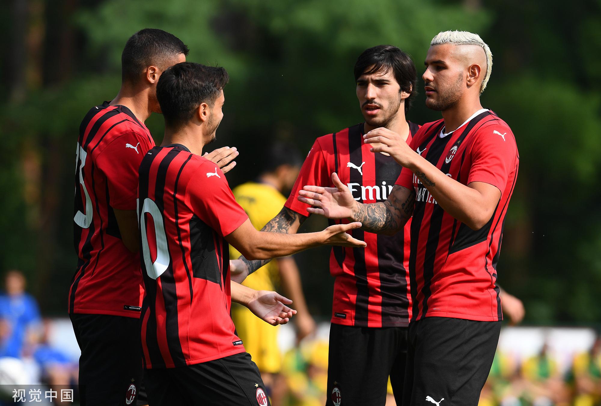 意甲 ac米兰 迪亚斯 足球