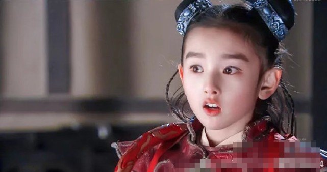 而且有些版本还是女星来反串出演,比如最成功的宋祖儿版本哪吒.