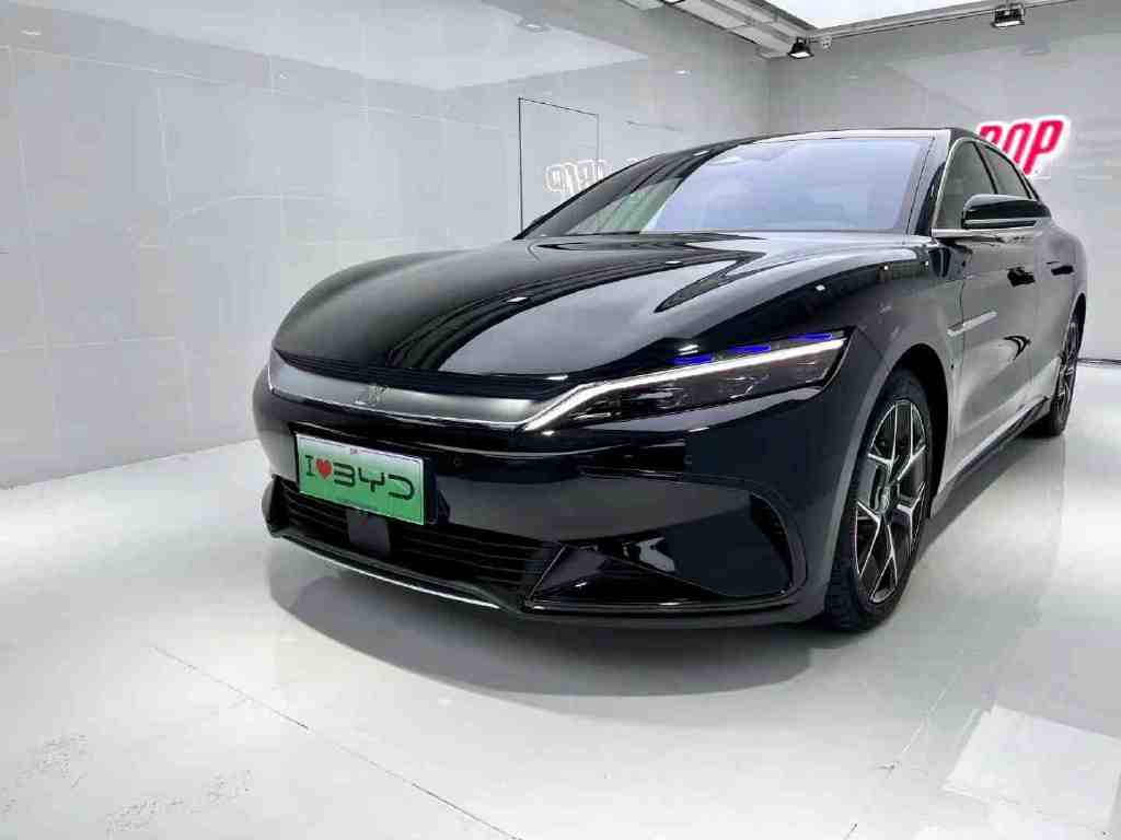 国产电车也很好看看这辆比亚迪汉ev