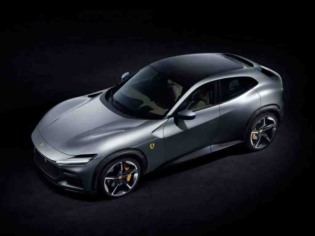 底盘更高的跑车,采用对开门设计