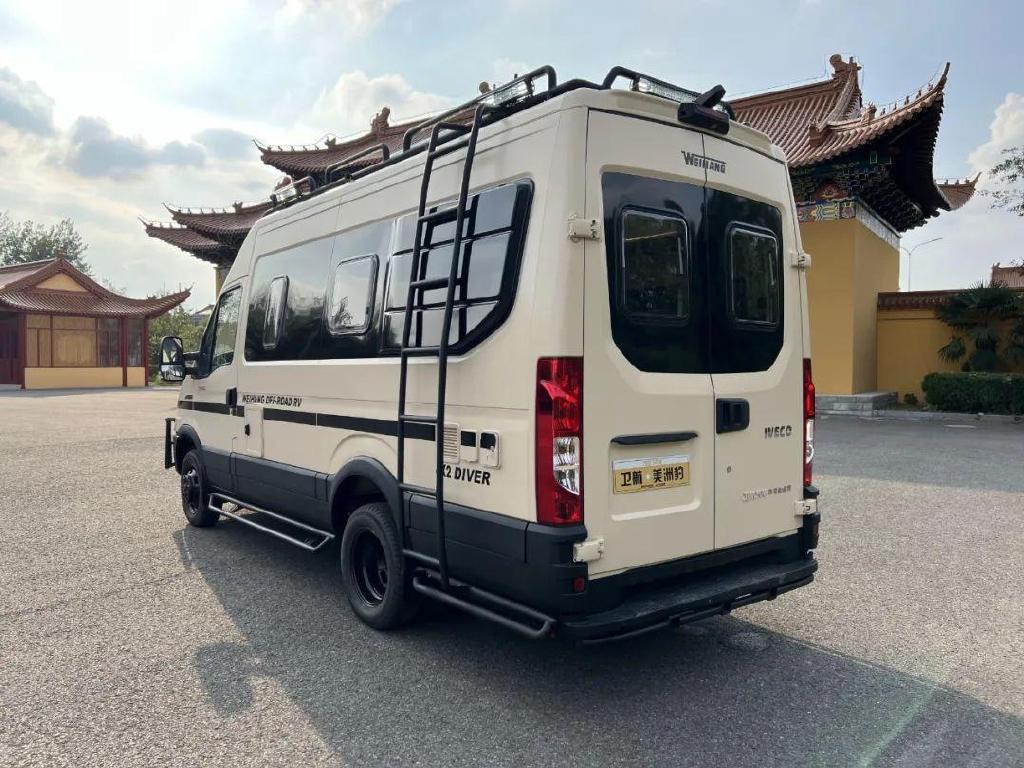 卫航美洲豹b型房车霸气外观野性十足6座2卧的实力越野派