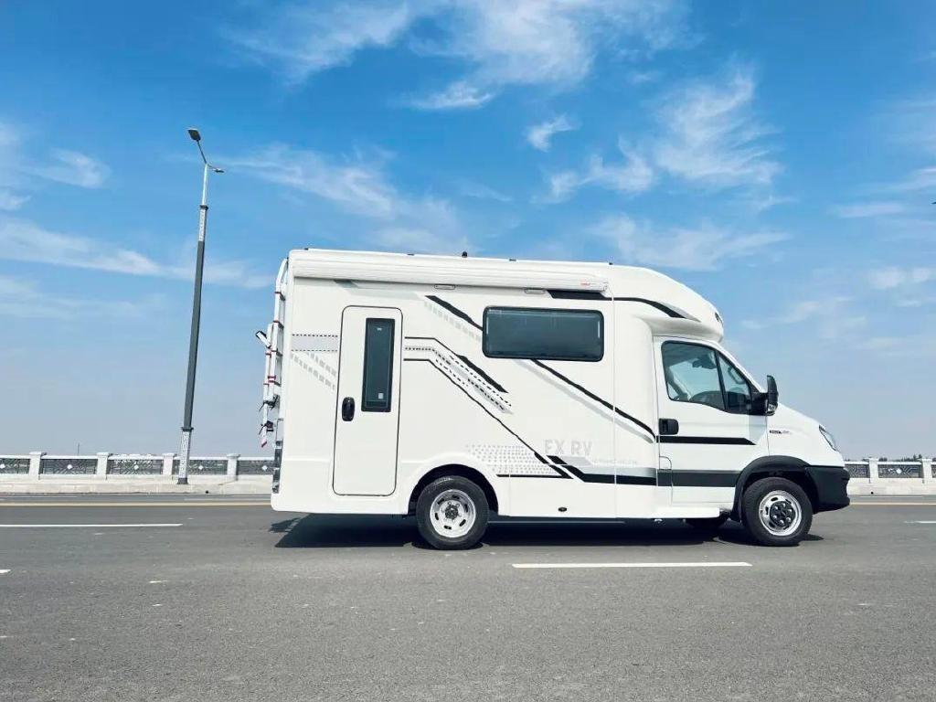 飞翔房车畅享家后置厨卫布局雅致实用空间可个性化定制