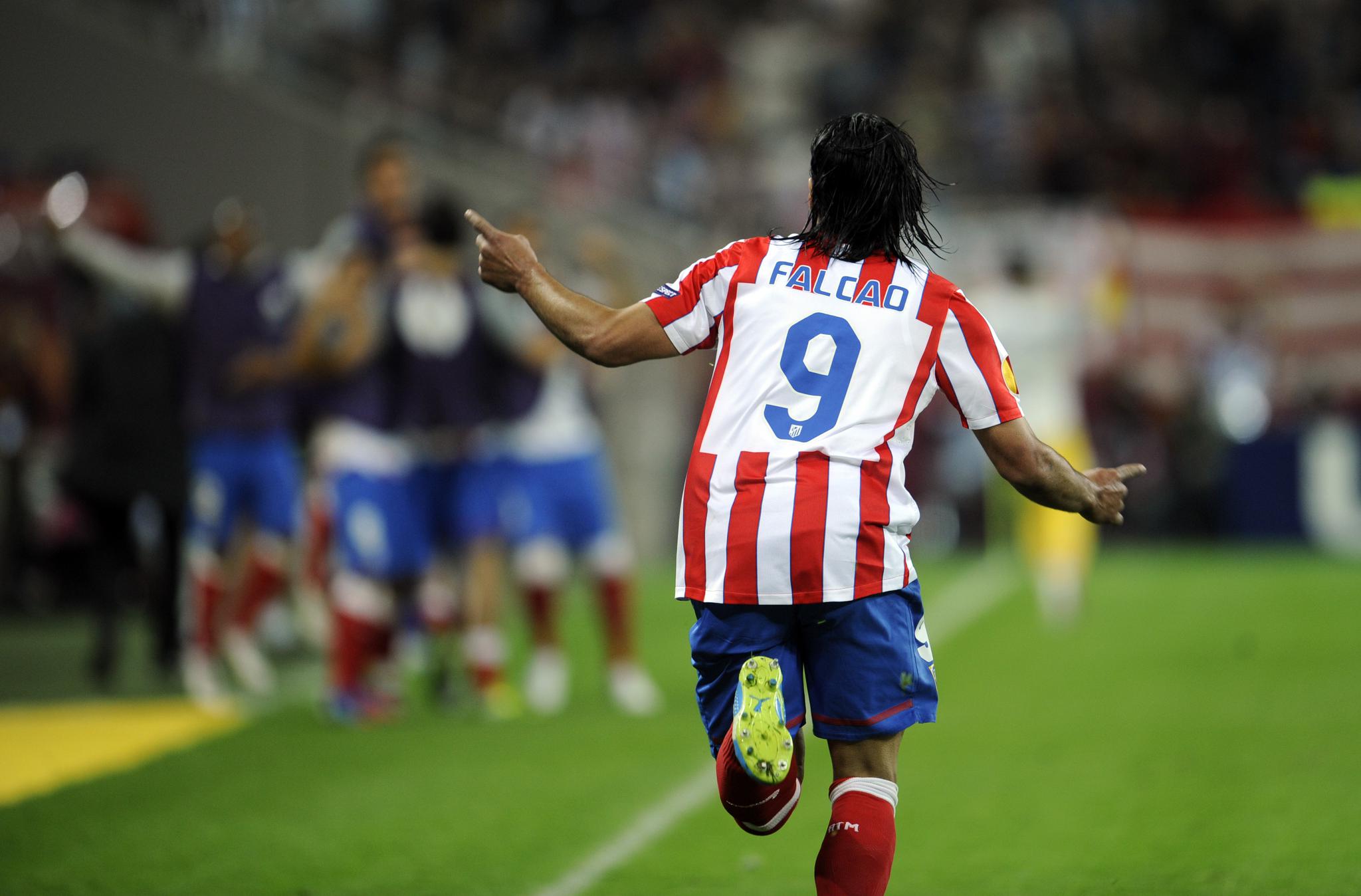 你最喜欢的9号球员是谁?