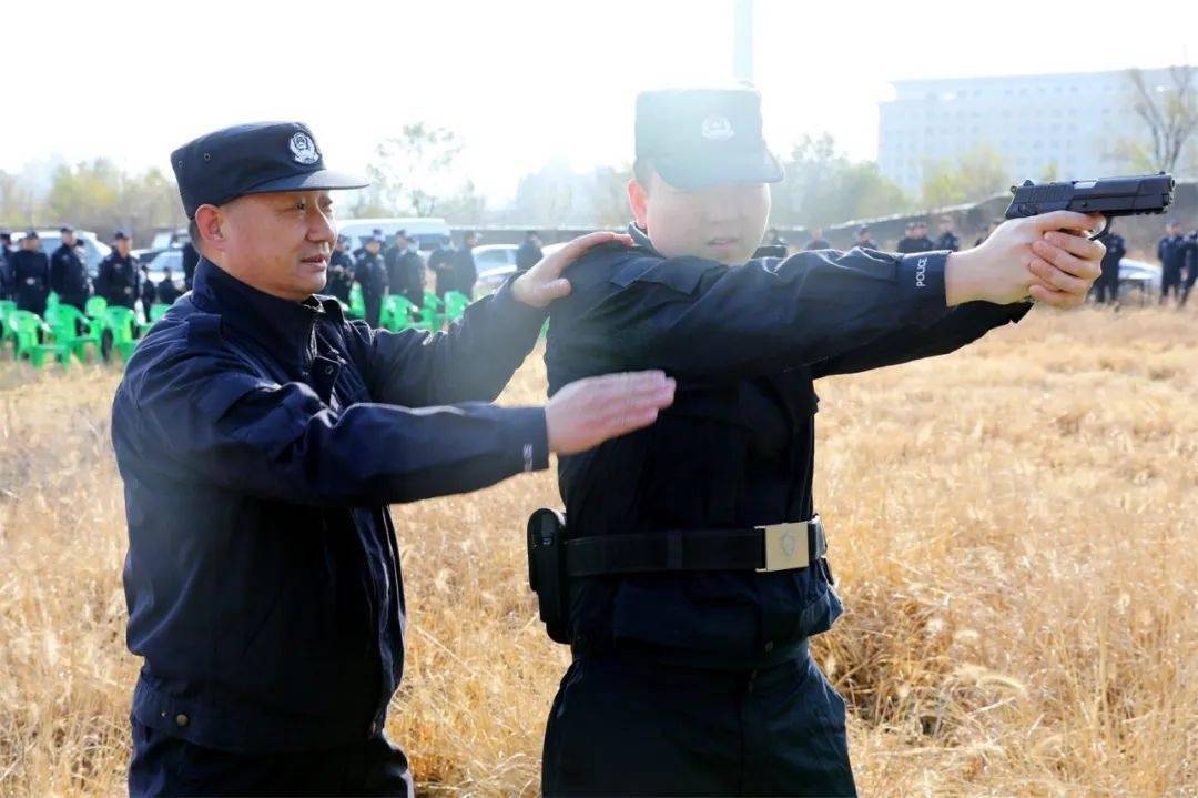【全警实战大练兵】福山公安组织配枪民警开展手枪基本操作与射击训练