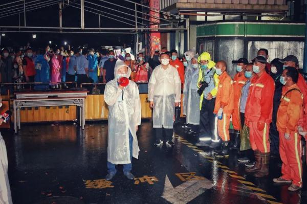 直击5000多位居民的小心愿|疫情|西苑小区|浦东_新浪新闻