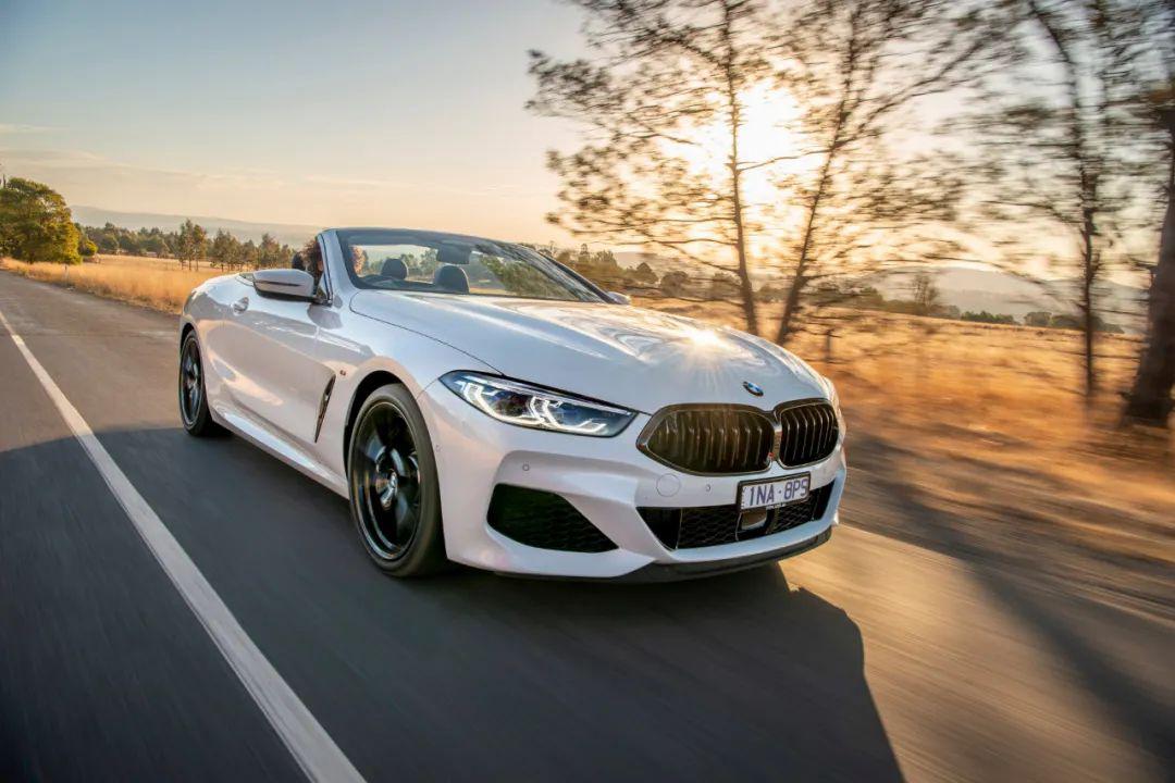 想要性能又想拉风?宝马8系敞篷车满足你所有想象!