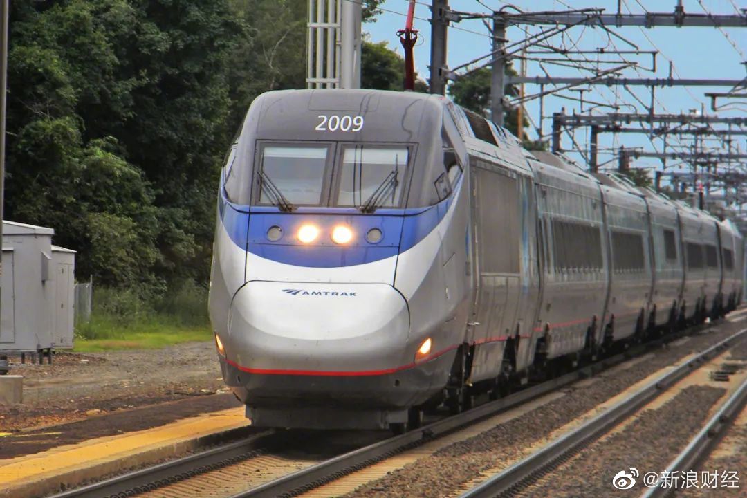 2/ 92015年开工的加州高铁被冠以很多个"第一":它既是美国第一条在建