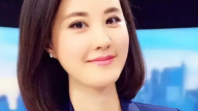 她曾是重庆最美高考状元，如今成为央视主持人，现42岁仍孑然一身|秦方|重庆市|学霸|整点新闻|主播_新浪新闻