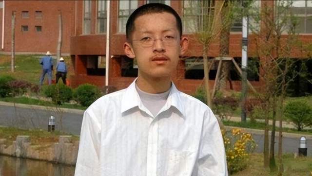 寺庙比社会还乱!出家12年后,北大数学天才为何还俗?休闲区蓝鸢梦想 - Www.slyday.coM 寺庙比社会还乱!出家12年后,北大数学天才为何还俗?休闲区蓝鸢梦想 - Www.slyday.coM