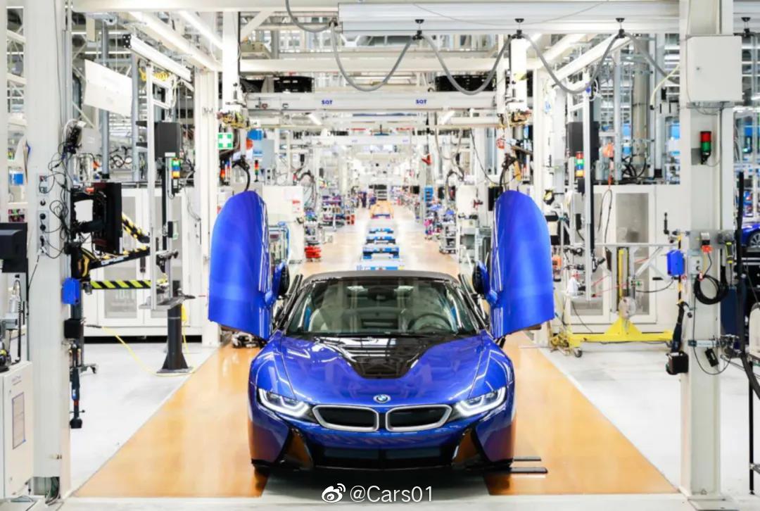 最后一台宝马i8于6月11日在德国莱比锡工厂下线，并宣布正式停产