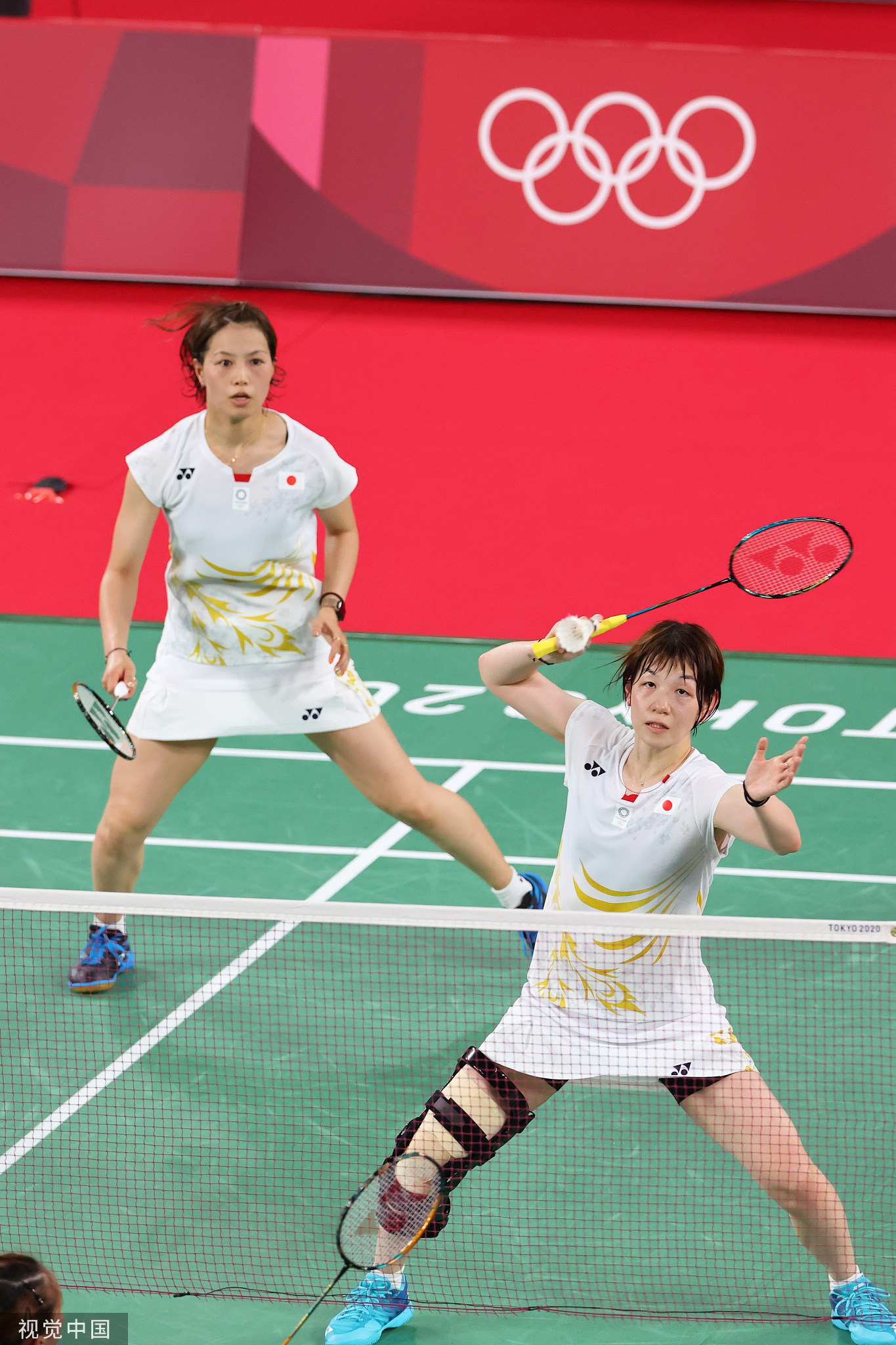 广田彩花的护具令球迷揪心