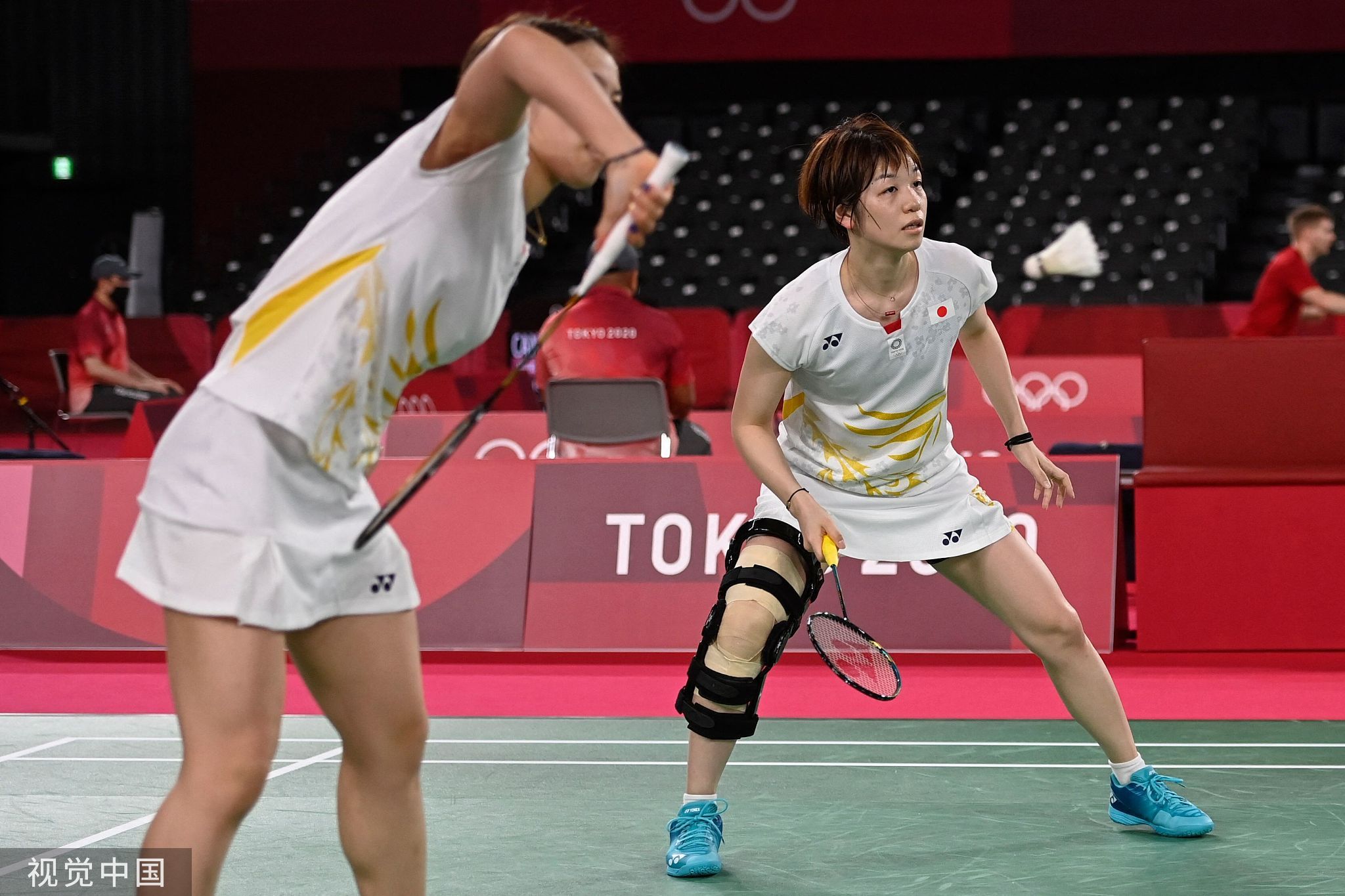 广田彩花的护具令球迷揪心