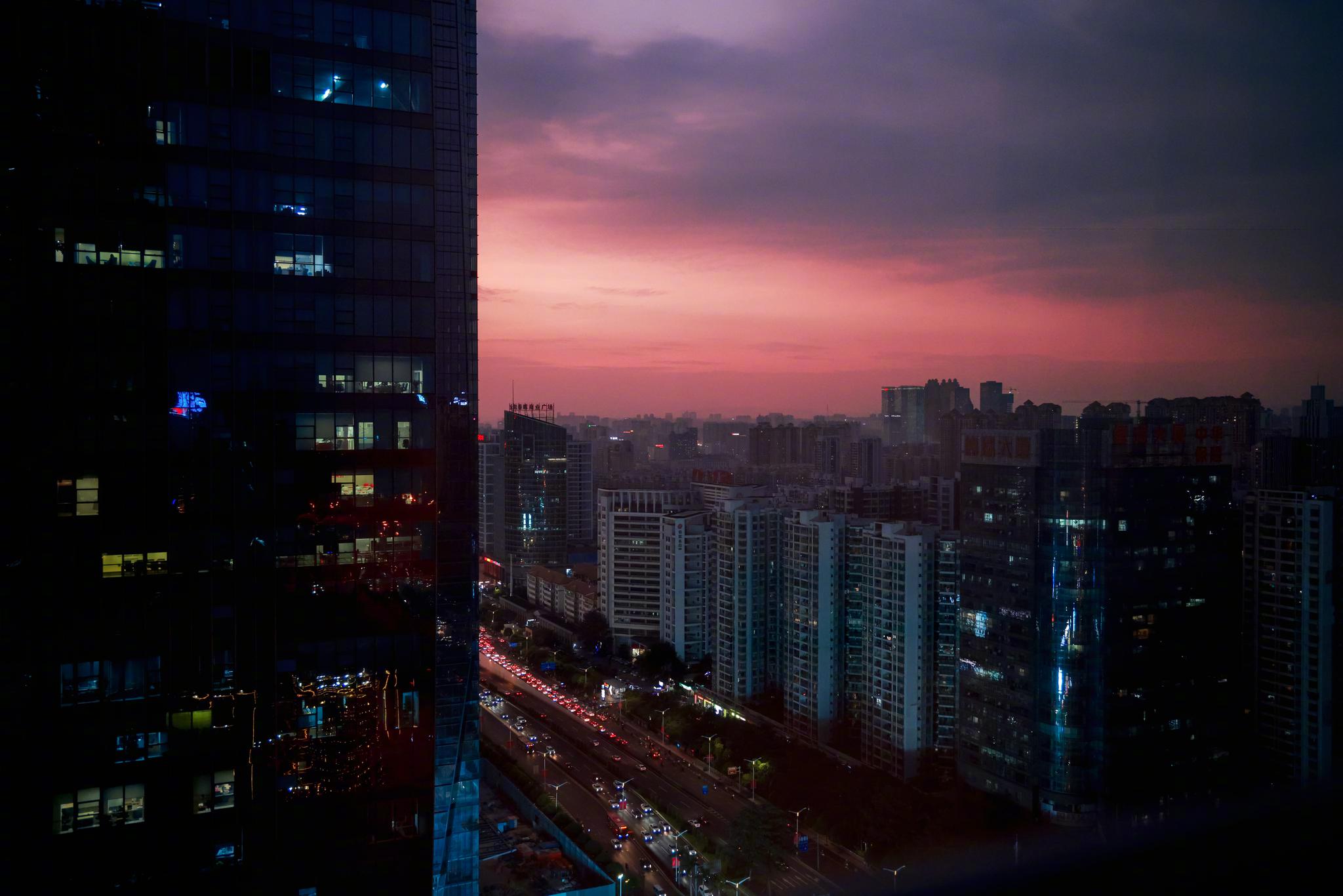 别担心,只要还能在天亮的时候醒来,日子就会有希望