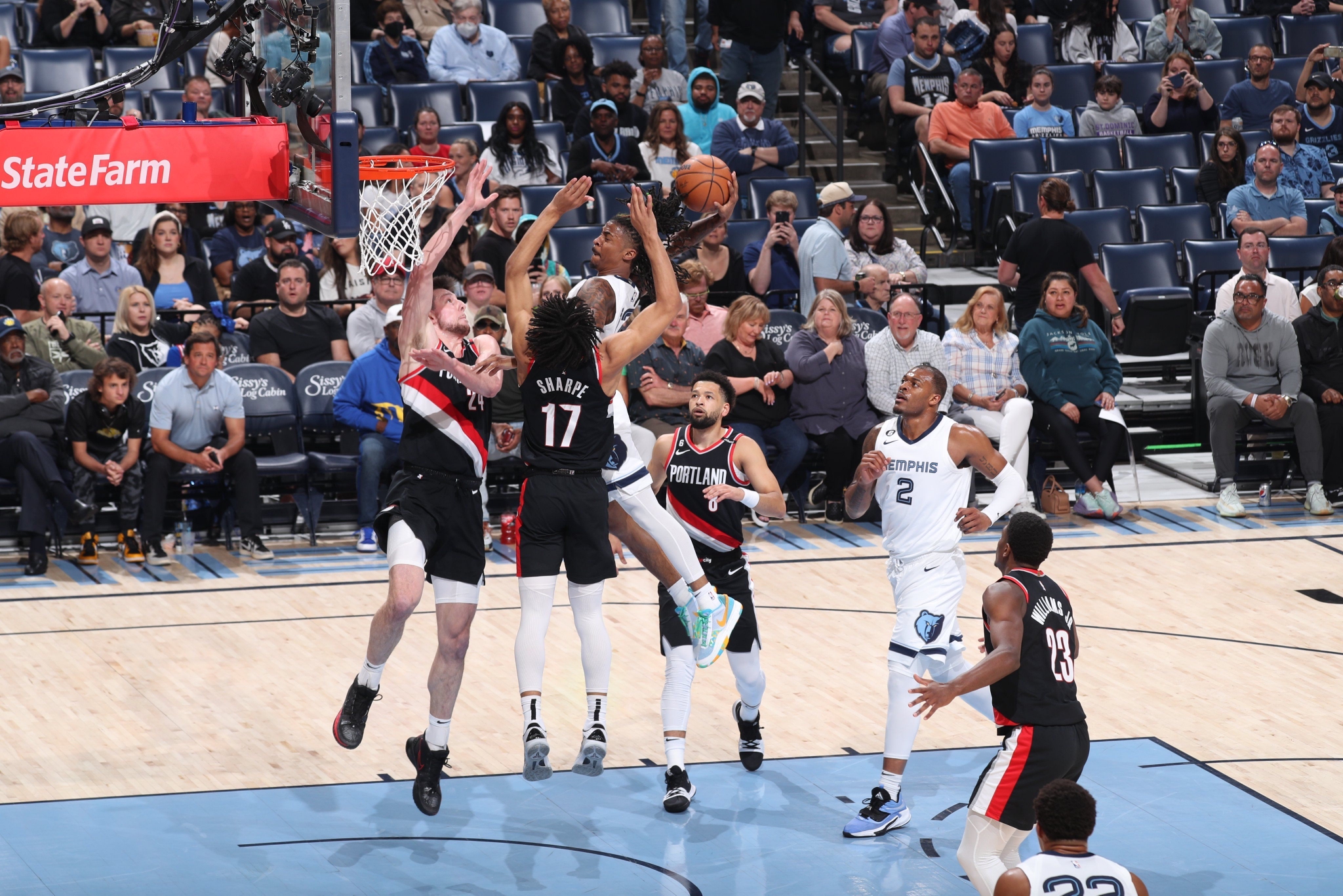 莫兰特这个扣篮,拍的真好! 影子更美妙!