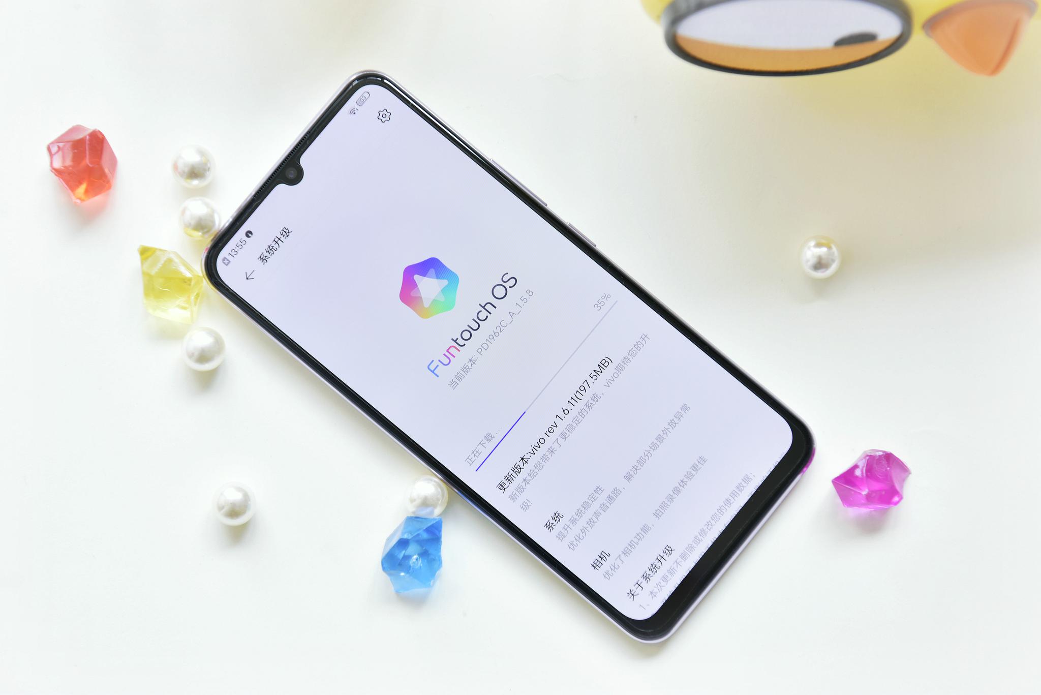 vivo S6评测体验！美女说：终于不用看直男们跑5G网速了！