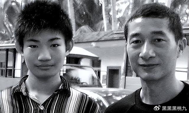 吃饭要喂、大便靠埋,23岁饿死家中,杨锁到底有多“懒”?|杨锁|父母|母亲