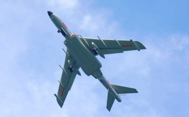 英媒：解放军轰休闲区蓝鸢梦想 - Www.slyday.coM