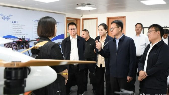 李刚率队到深圳市考察招商|李刚|丽江|深圳市_新浪新闻
