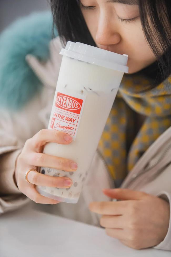 买①送①快来sevenbus新店领取2021年第1杯奶茶diy更有趣