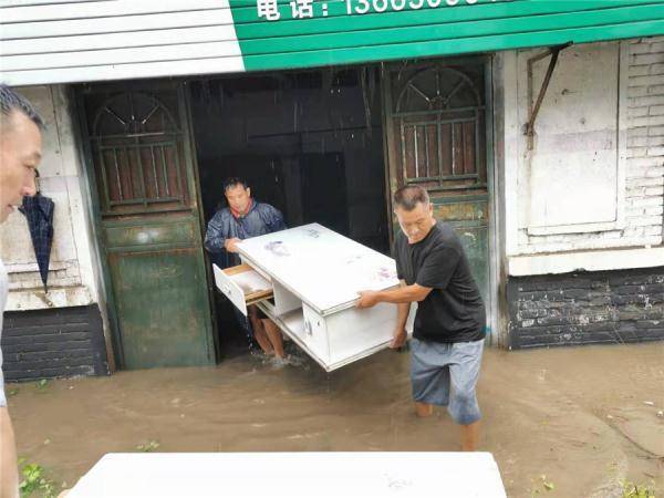 河南郏县：全力做好防汛减灾 做暴雨中的“守护者”休闲区蓝鸢梦想 - Www.slyday.coM