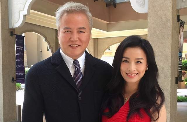 盘点将"老公熬成爸"的女明星,网友:虽外形差距大,但让人羡慕