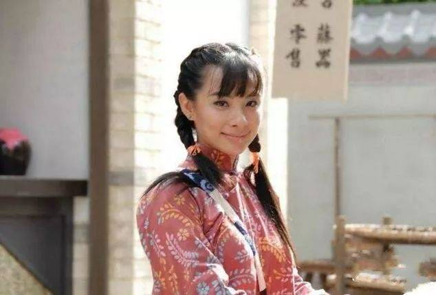 王茜华曾经在电视剧《我在北京挺好的》里面饰演过一个打工妹,而她的