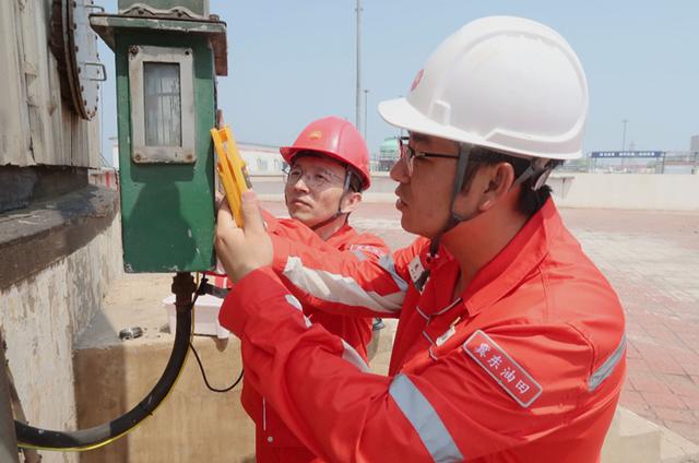 考科三安全员帮我踩了刹车会扣分吗 科三路考遇到安全员故意踩刹车怎么办