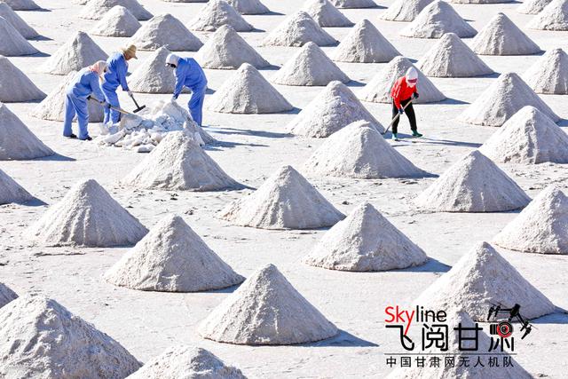 张掖高台：千年盐池晒盐忙|盐池|原盐|罗城镇_新浪新闻