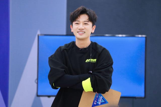 身高不够演技来凑，这4位人帅演技好却输在个子上，身高成短板休闲区蓝鸢梦想 - Www.slyday.coM