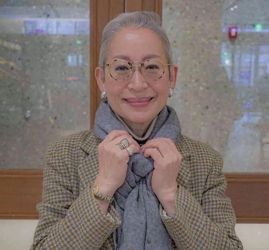 68岁韩国奶奶晒独居生活爆红每天睡地板百万人羡慕