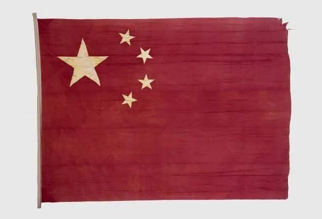 开国大典上毛泽东升起的第一面国旗休闲区蓝鸢梦想 - Www.slyday.coM