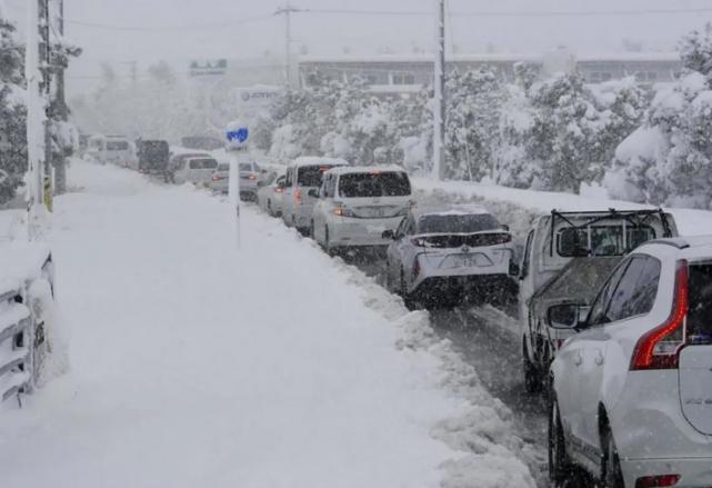 日本果然有大事发生？“沉没预言”引关注，上百架航班被直接取消休闲区蓝鸢梦想 - Www.slyday.coM
