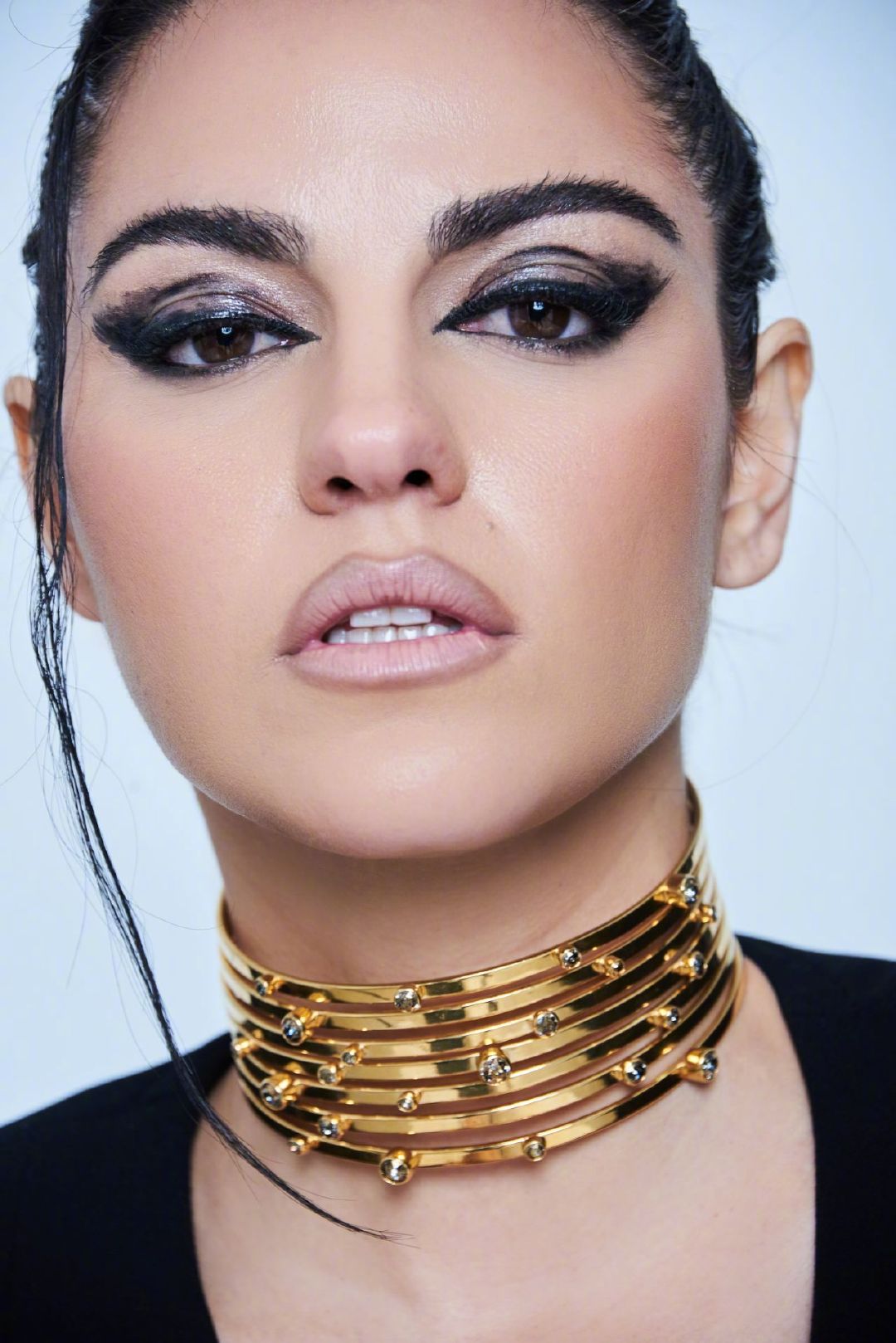 迈特·佩罗尼Maite Perroni - InLove Magazine 11/26/2020