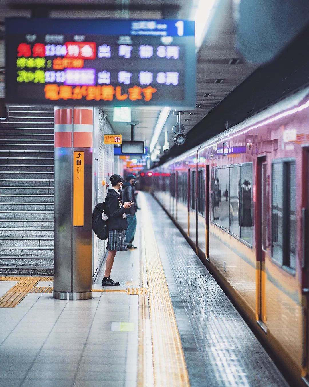 相比于钢筋混凝土建筑木制建筑会给人一种亲近感